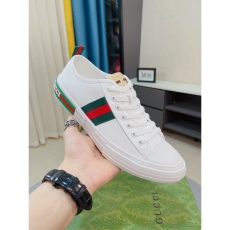 Gucci Low Shoes